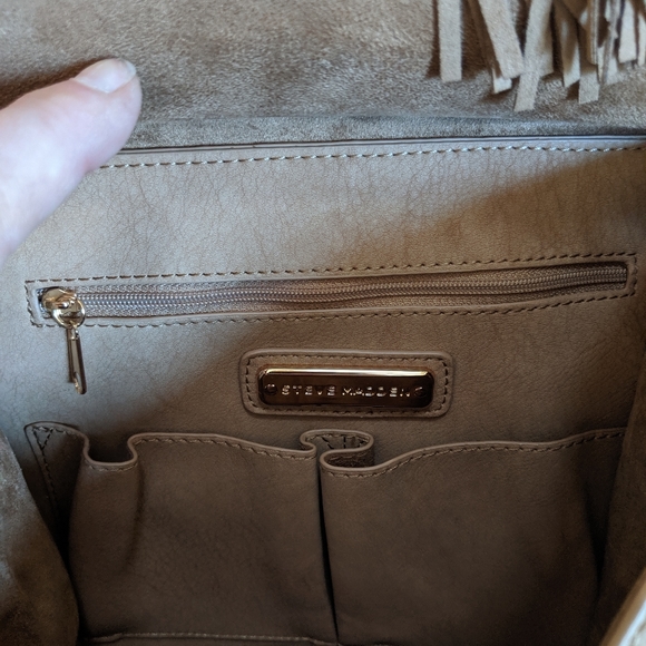 Like New Purse - Picture 5 of 6